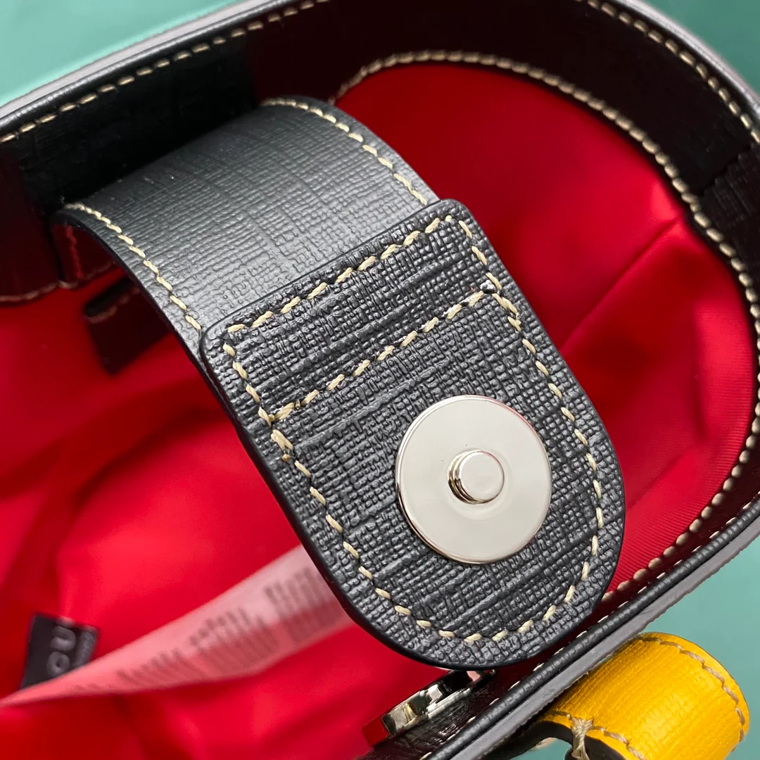 Детская сумка-ведро Gucci с рисунком божьей коровки — стиль Шэнь Мэнчэнь.