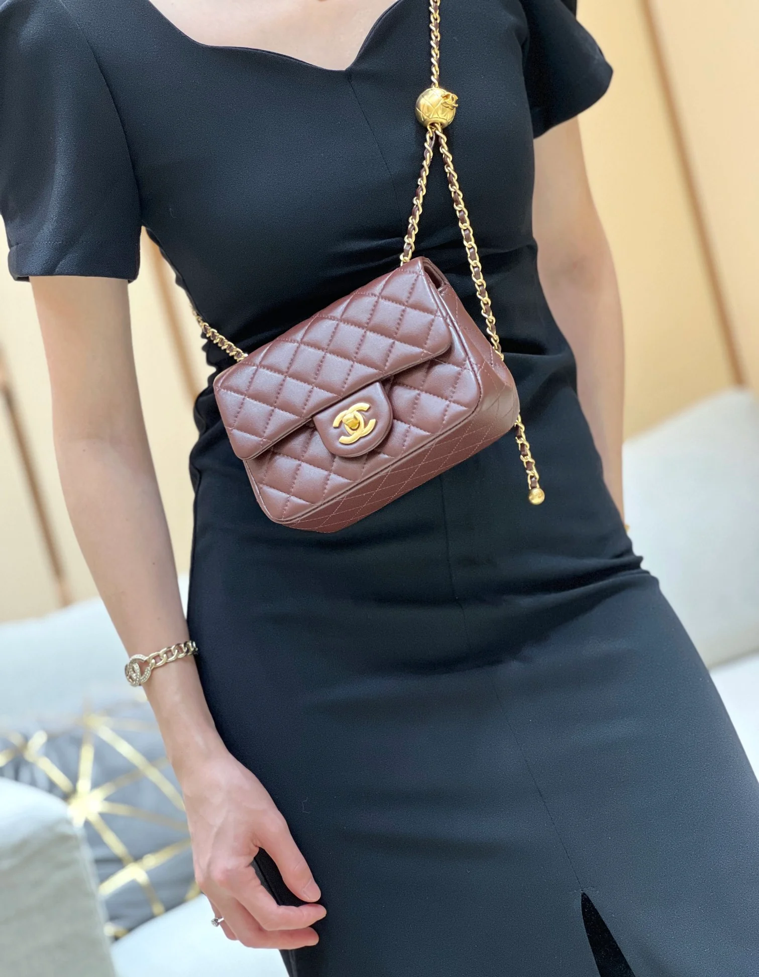 Chanel CF Gold Ball Square Fat Man - Burgundy