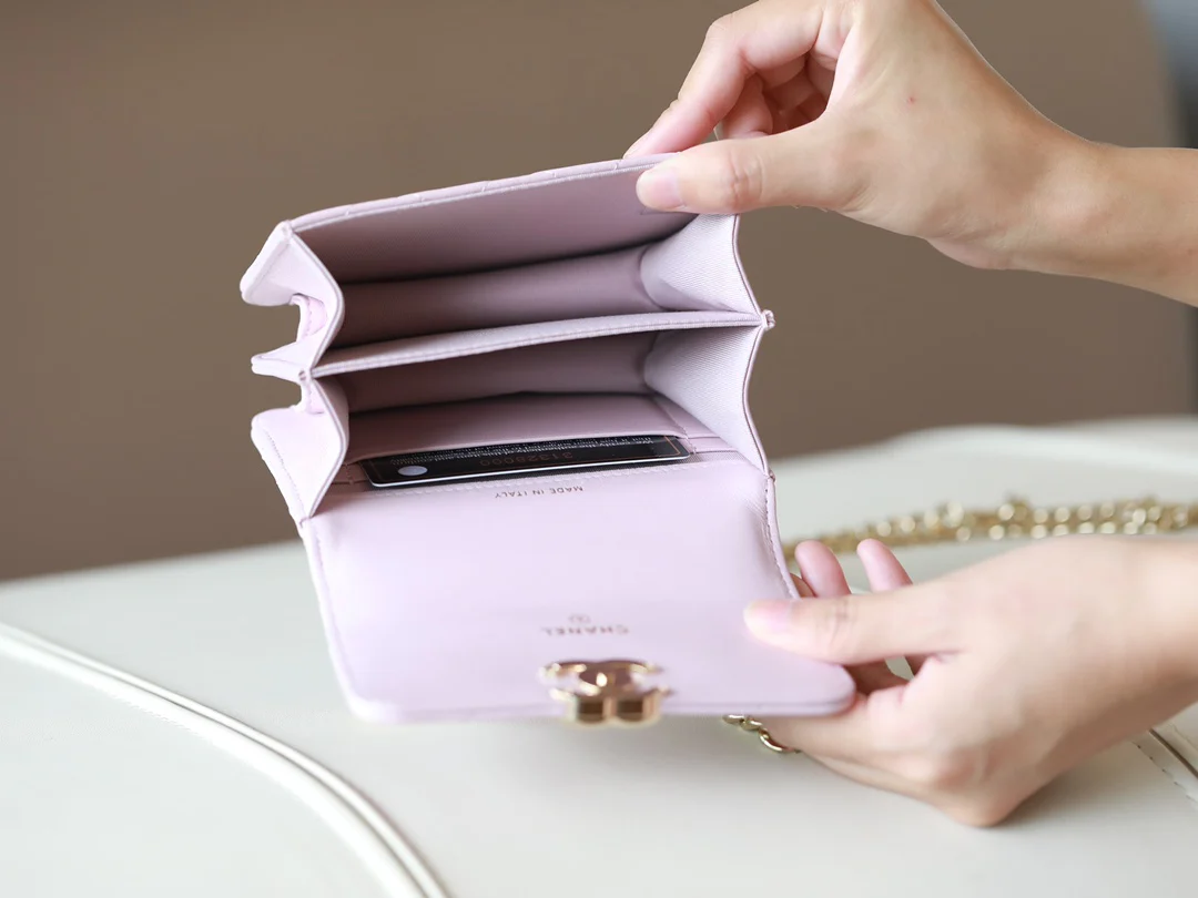 Chanel - в стиле Чжао Луси - Маленькая сумка через плечо - 1