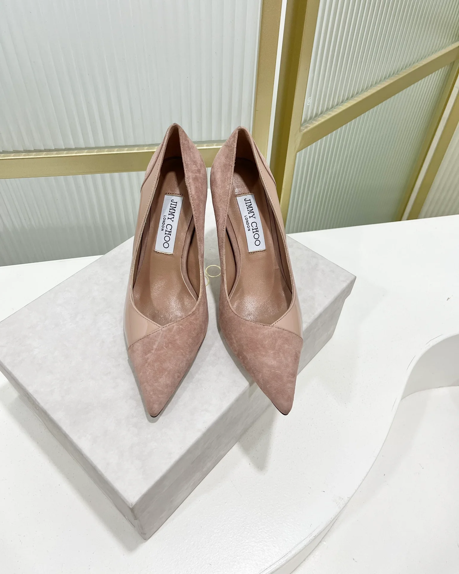 Jimmy - Новинка 2023 года - Туфли на высоком каблуке из лакированной кожи с острым носком, двухцветные - 9 см - Розовые