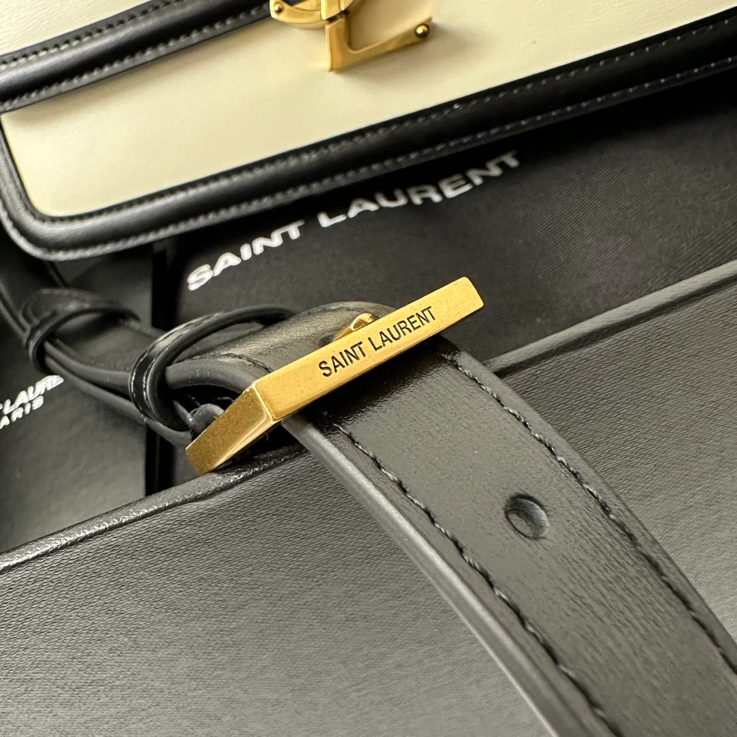 Сумка YSL Box Saint Laurent Tofu Bag Medium, черно-белая.