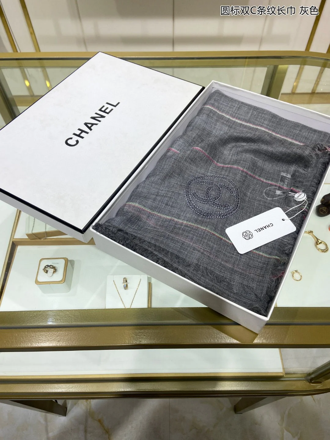 Длинный шарф Chanel с круглым логотипом и двойной полосой в виде буквы С - 138-208 см - Высококачественный австралийский импортный чистый кашемир, плотный - Серый