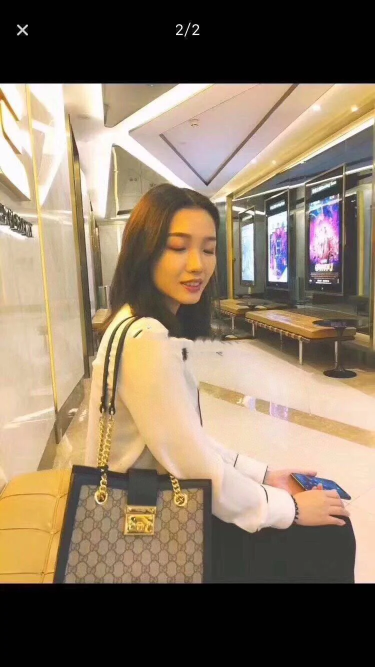 Маленькая сумка-тоут Gucci с замком - 1 шт.