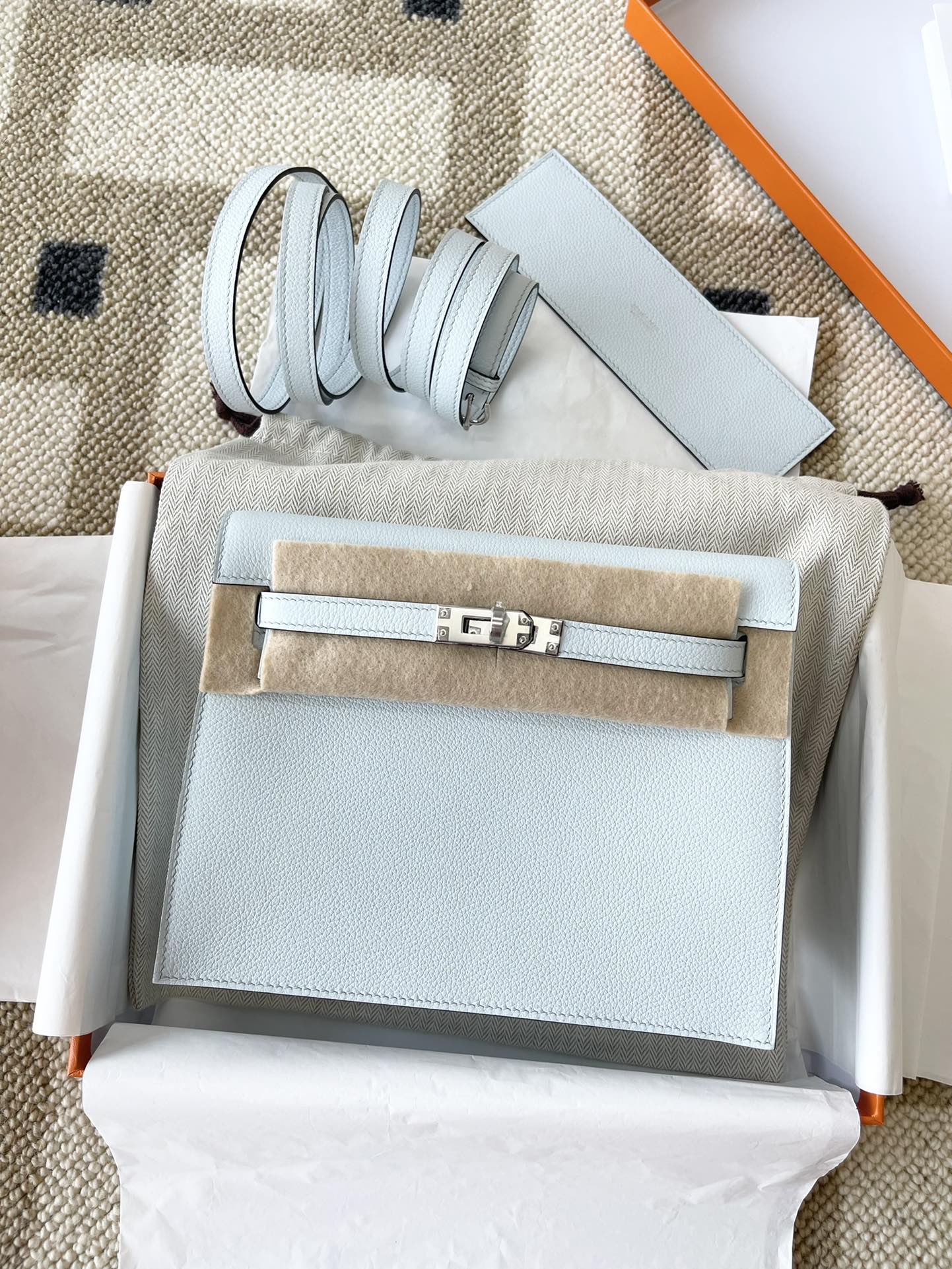 пряжка Hermes-kelly-danse-t0-mist сине-серебряная