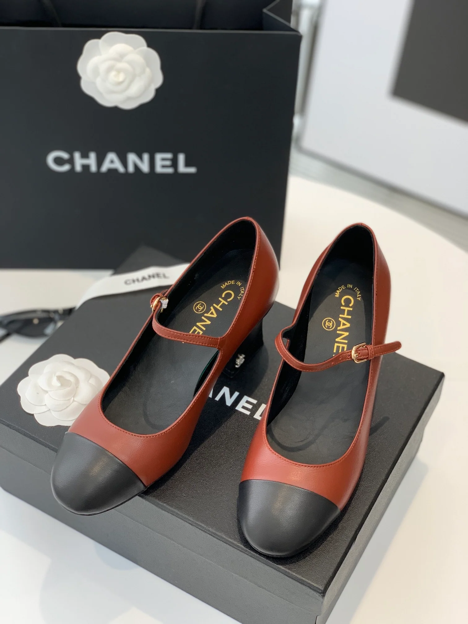 Новые лоферы Chanel 22a - туфли Мэри Джейн