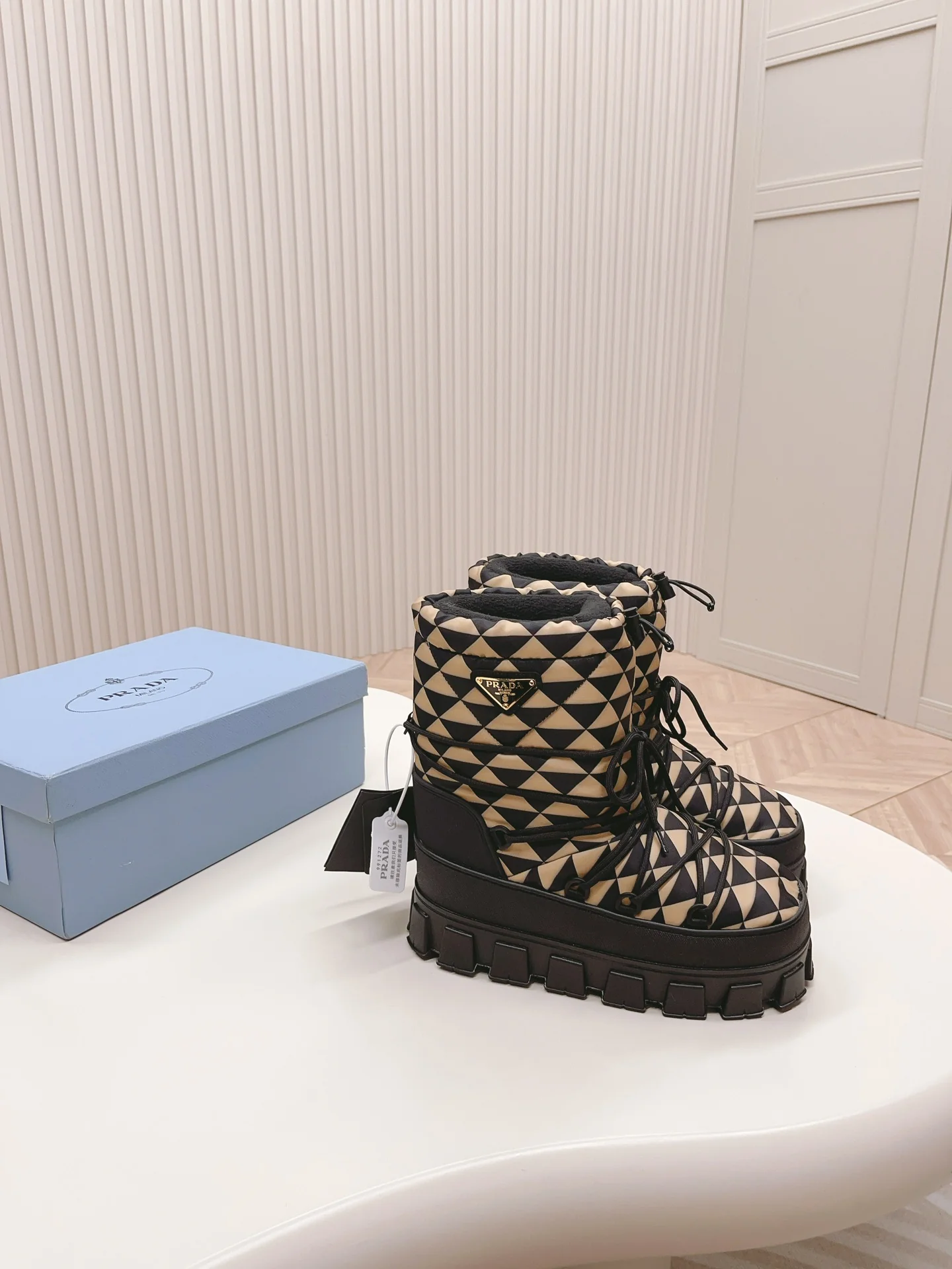 Prada 2024 Space Snow Boots - изображение из коллекции