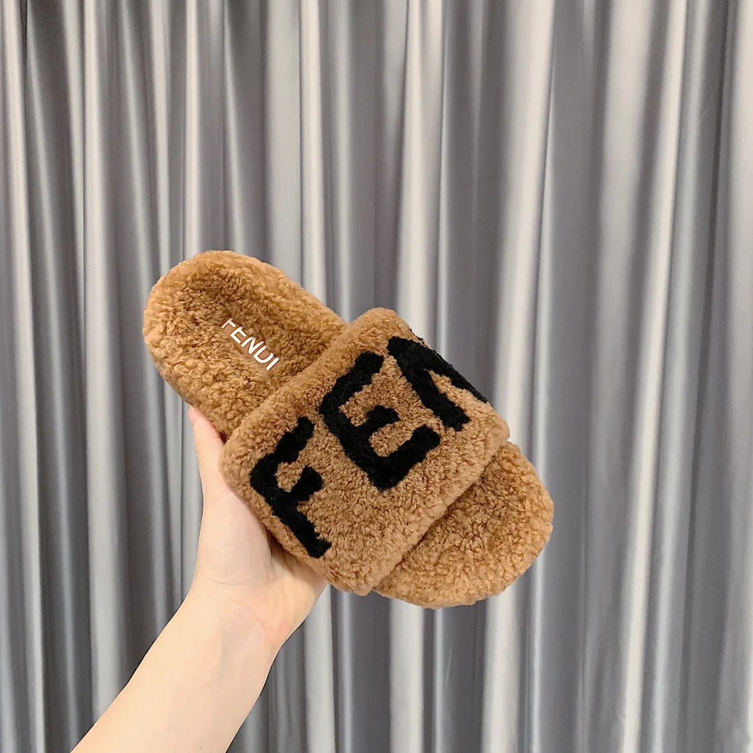 Fendi - Тапочки из овечьей шерсти - Верблюжий цвет