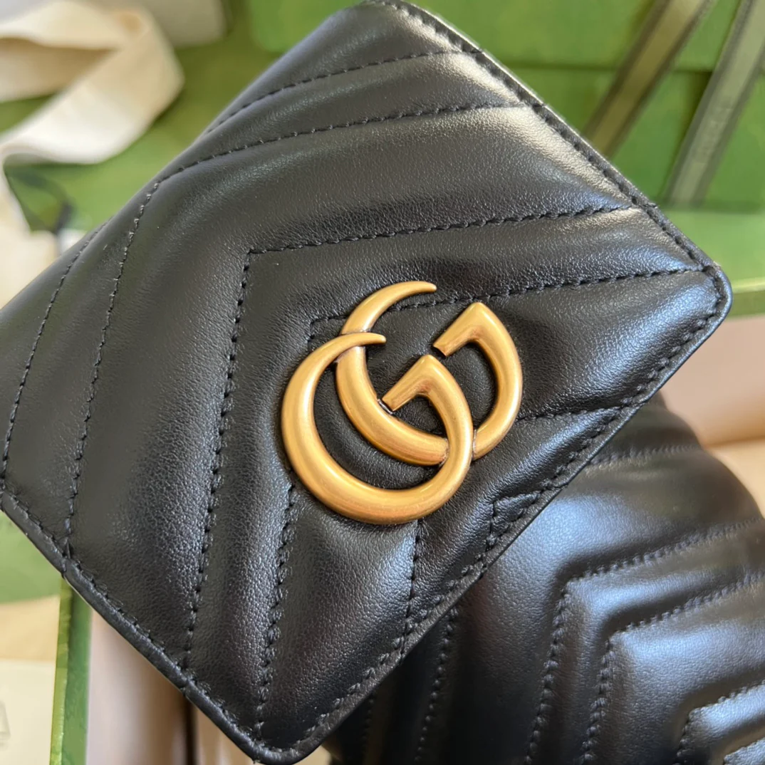 Gucci Marmont 手机包