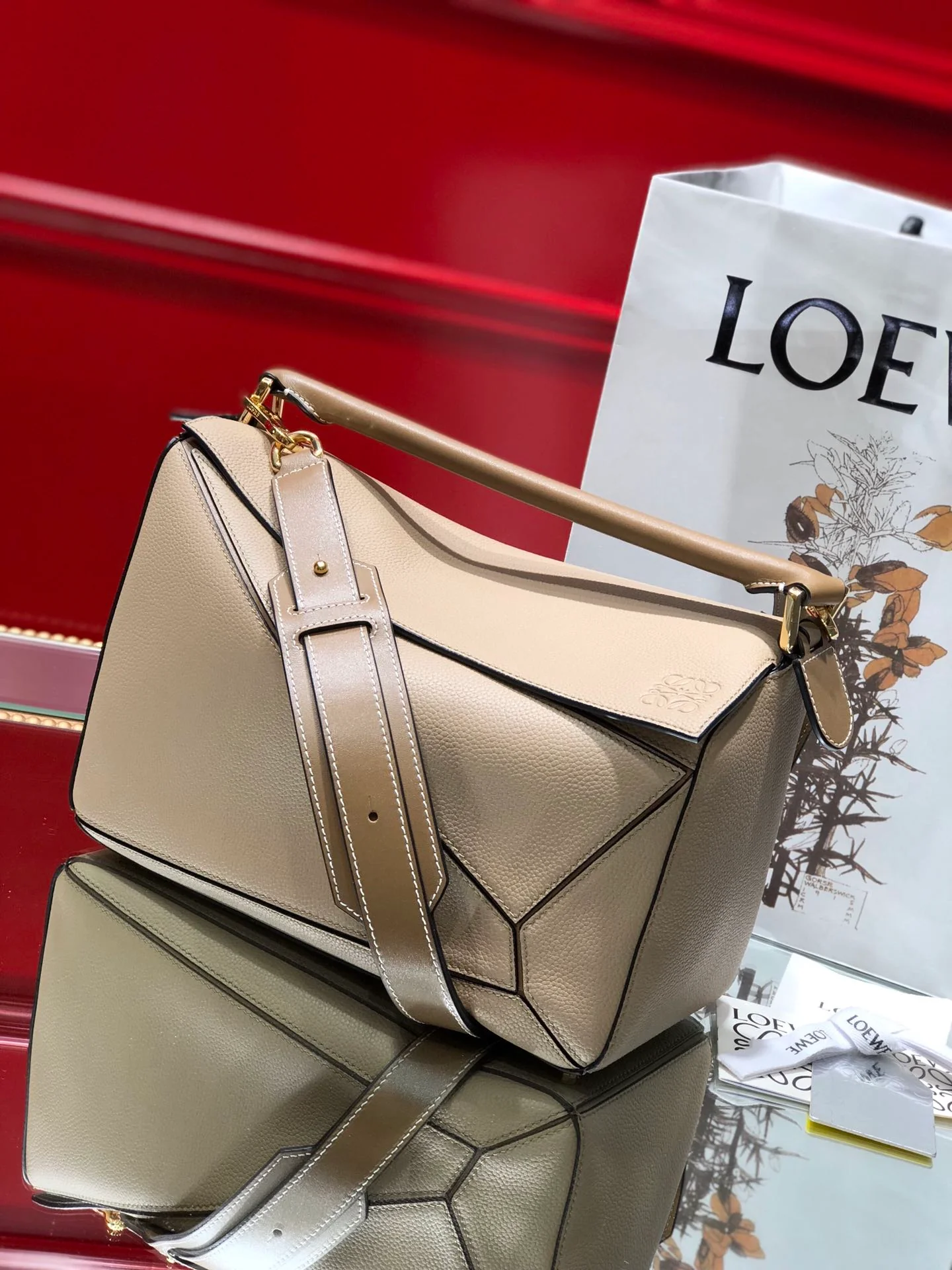 Loewe - испанская телячья кожа - пазл - сумочка - средний размер - песочный цвет