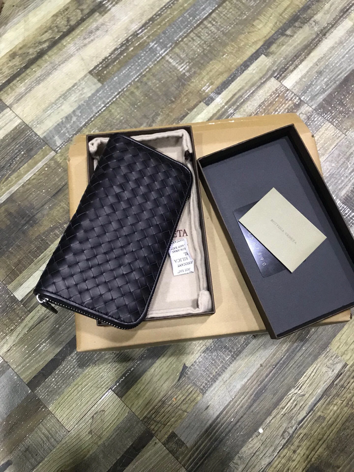 BV 拉链长夹-意大利原厂胎牛皮