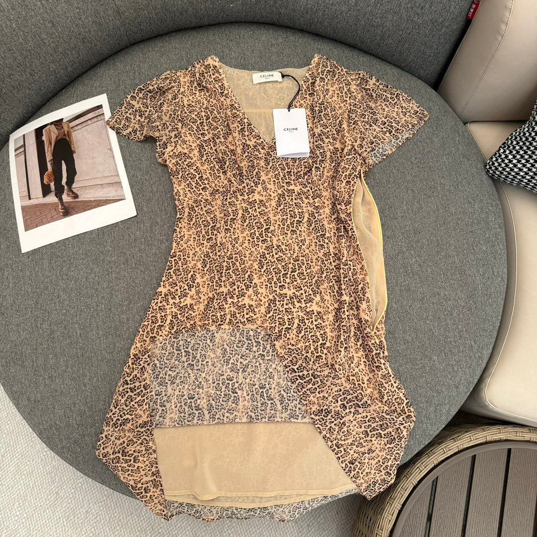 Платье Celine с леопардовым принтом весна/лето 2024