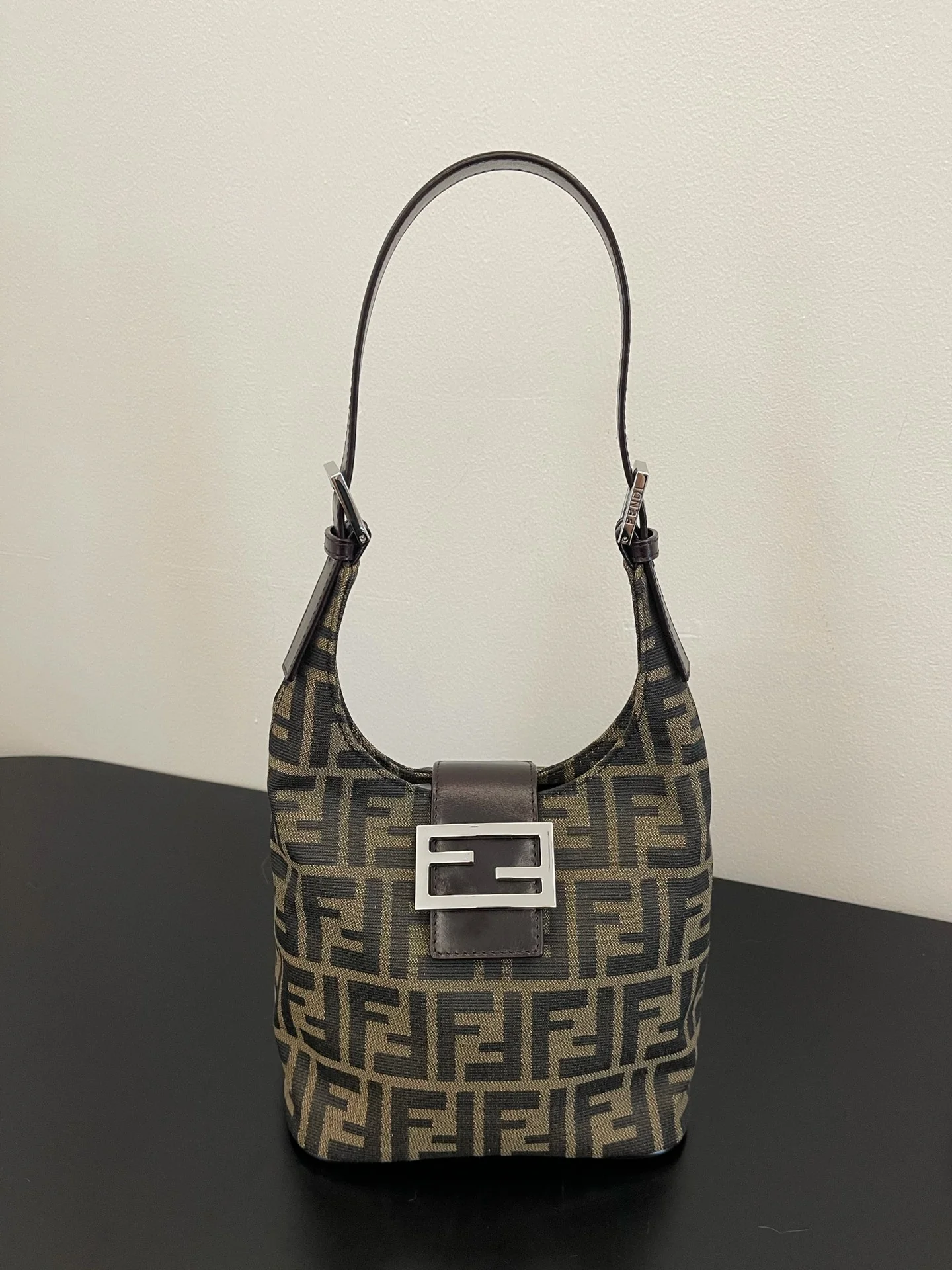 Винтажные пельмени Fendi Monogram