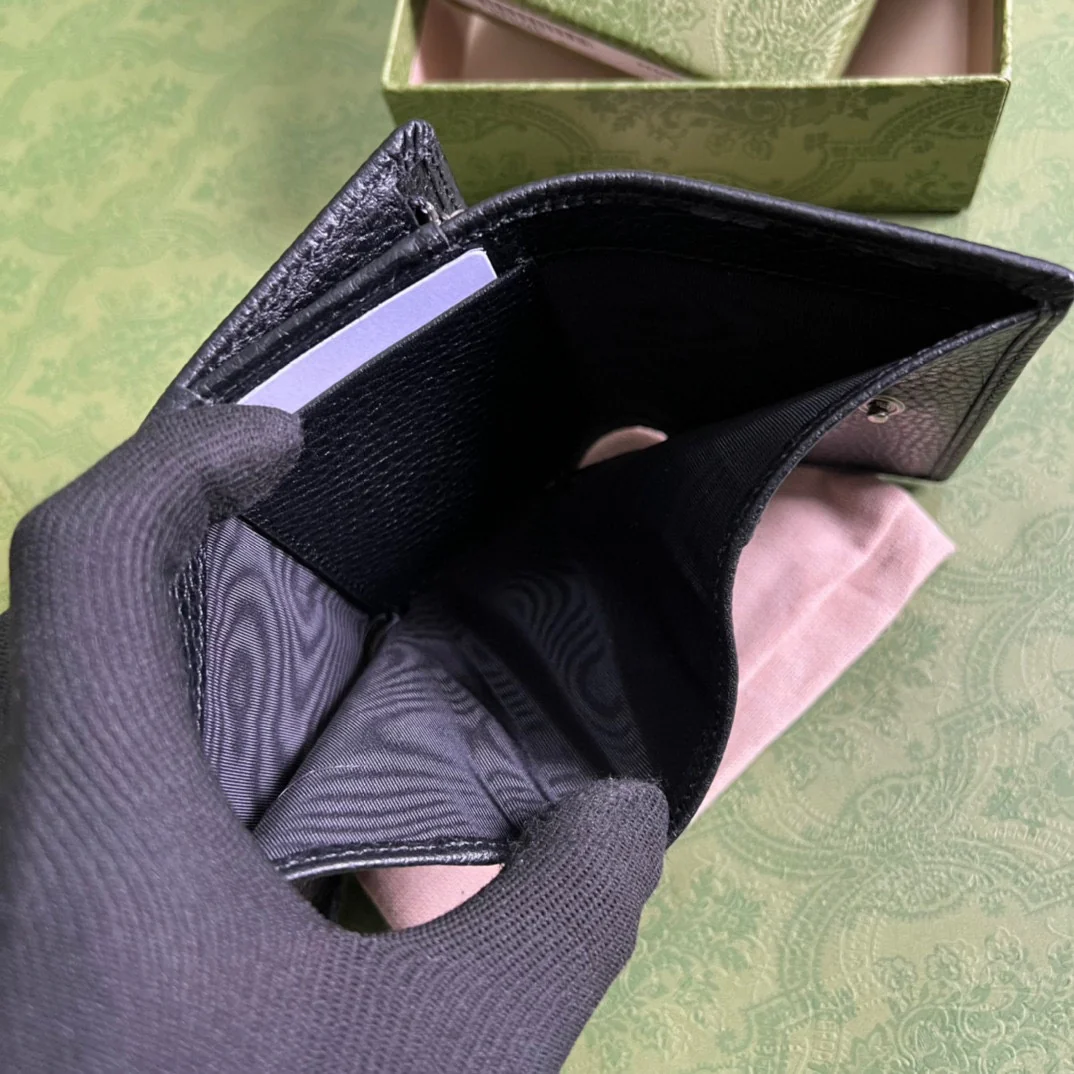 Gucci 拉链短夹卡包