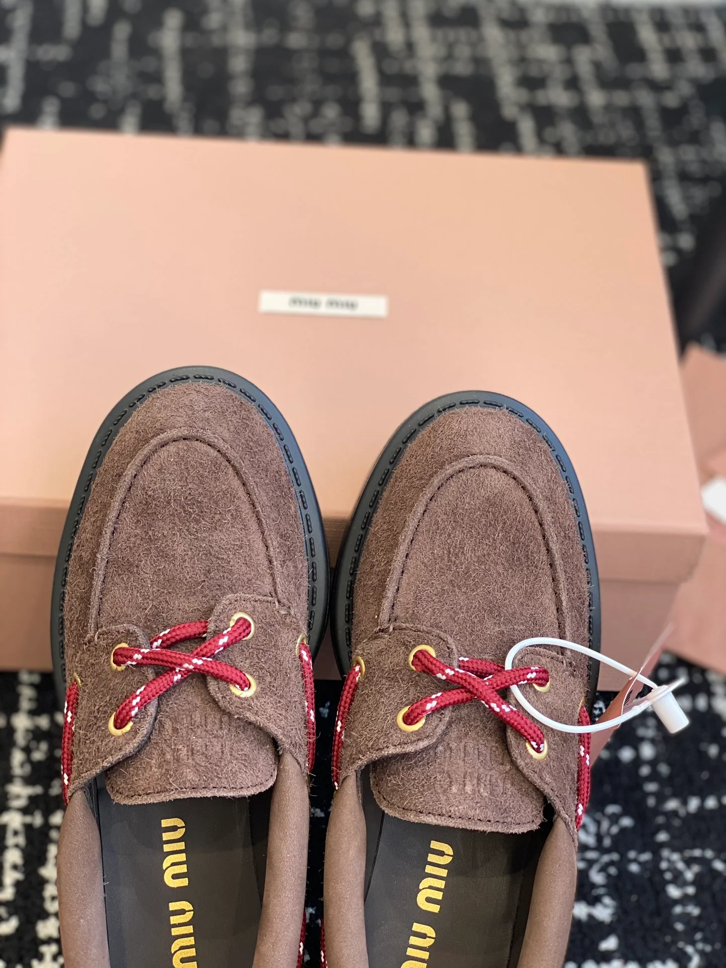 Лоферы на платформе Miu Miu 2024 - темно-коричневые