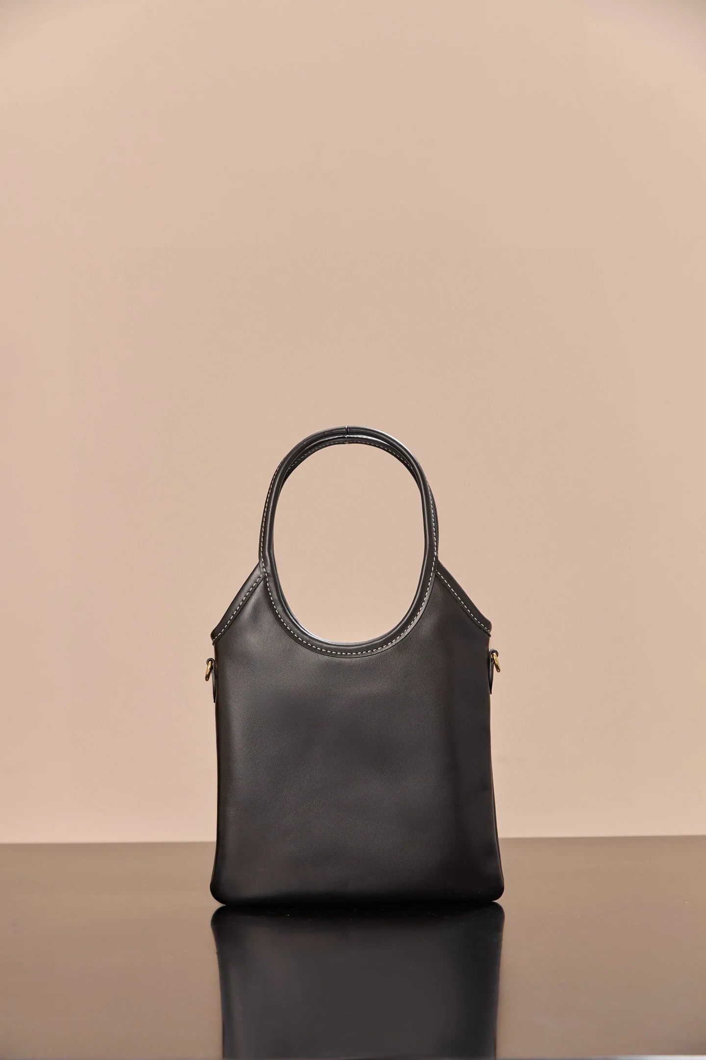 Сумка-тоут Miu Miu-5ba281m650-??? Маленькая, матово-черная