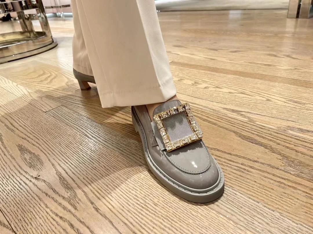 Обувь RV Shoes - Новинка сезона осень/зима 2023 - Лоферы ?Макарон? - Глянцевый серый