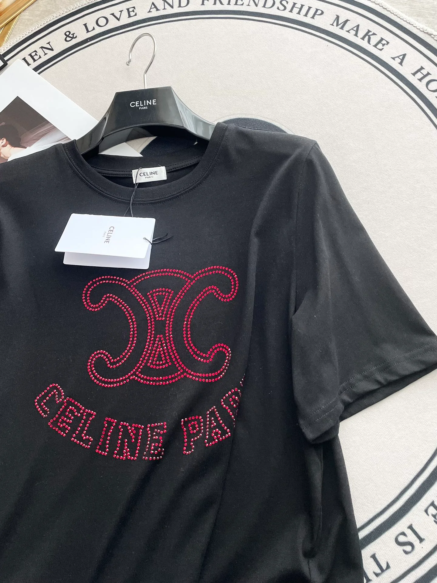 Футболка Celine 2403 с коротким рукавом и стразами - черная