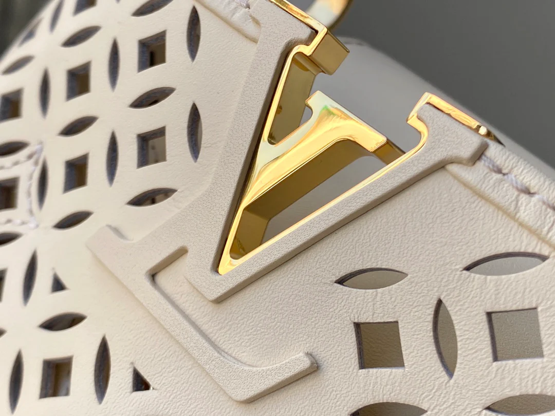 lv-m57228-mini-capucines handbag