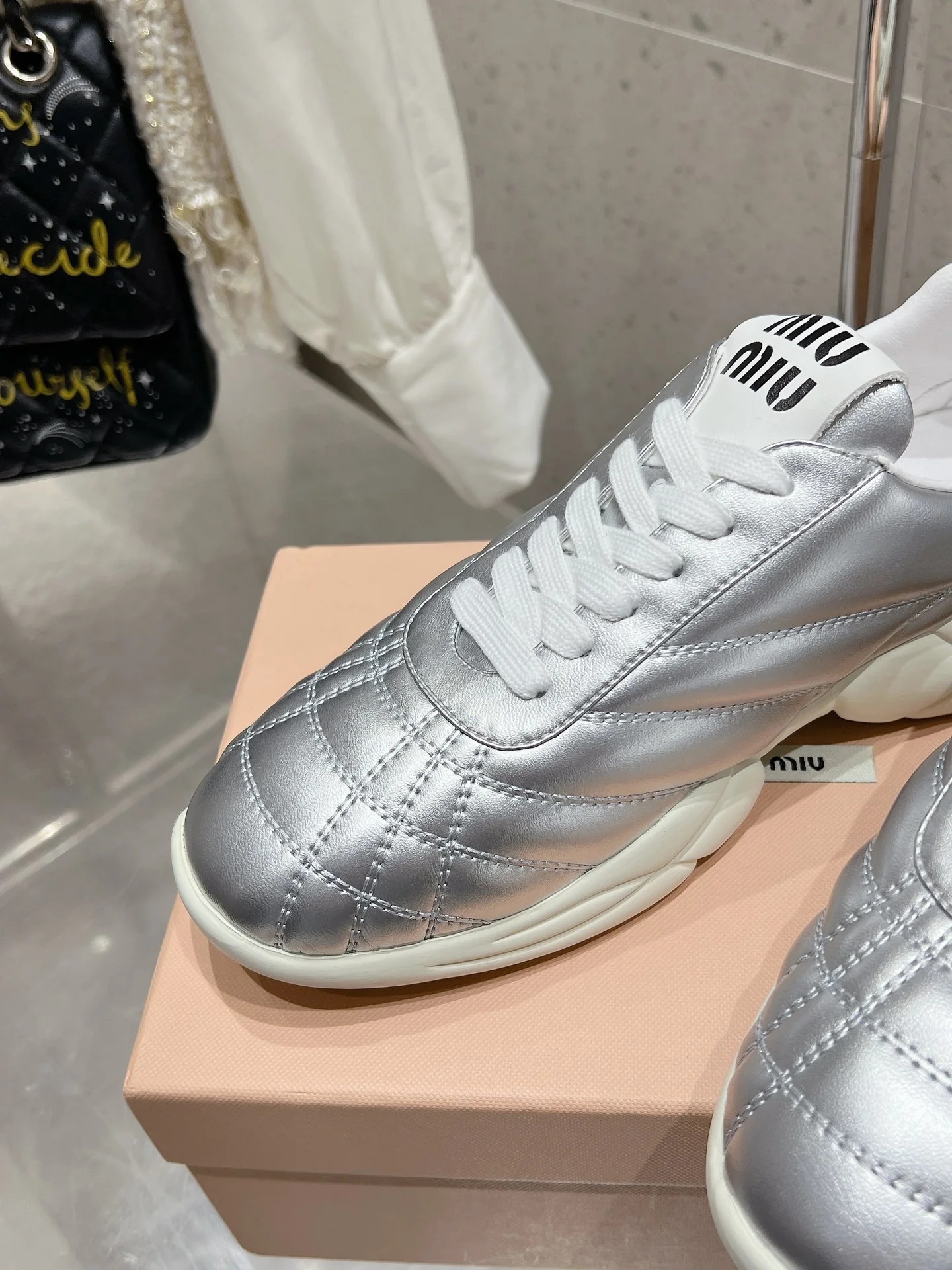 Miu Miu - Бейсбольные кроссовки с закругленным носком - Серебристые