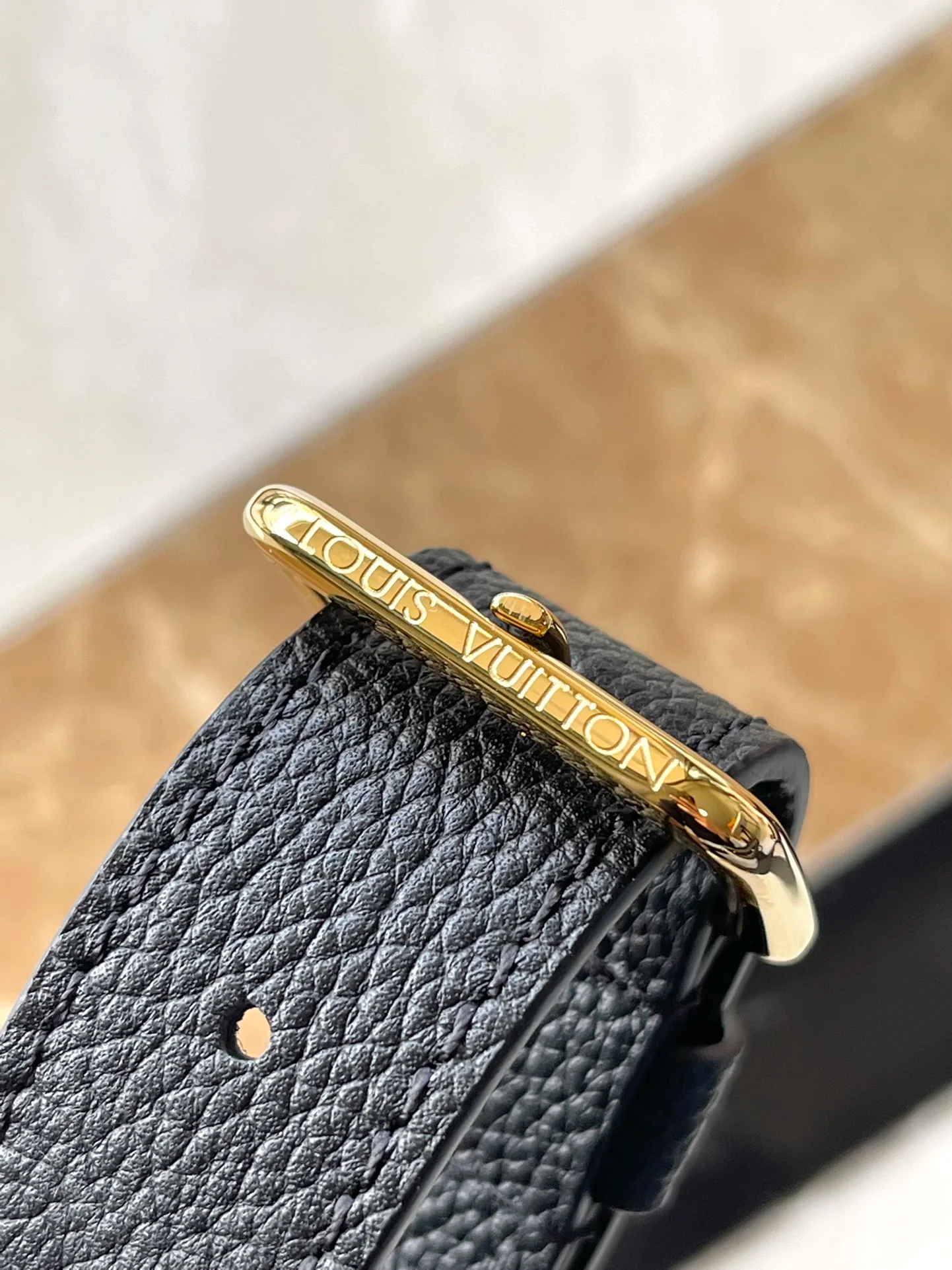 m45977-LV-madeleine-bb-handbag/crossbody bag-black