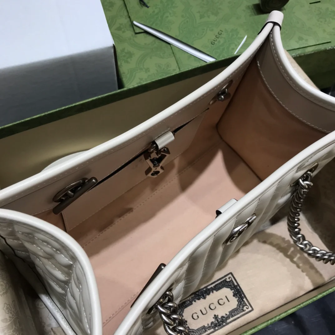 Маленькая сумка-тоут Gucci Marmont Geometric Series - 1