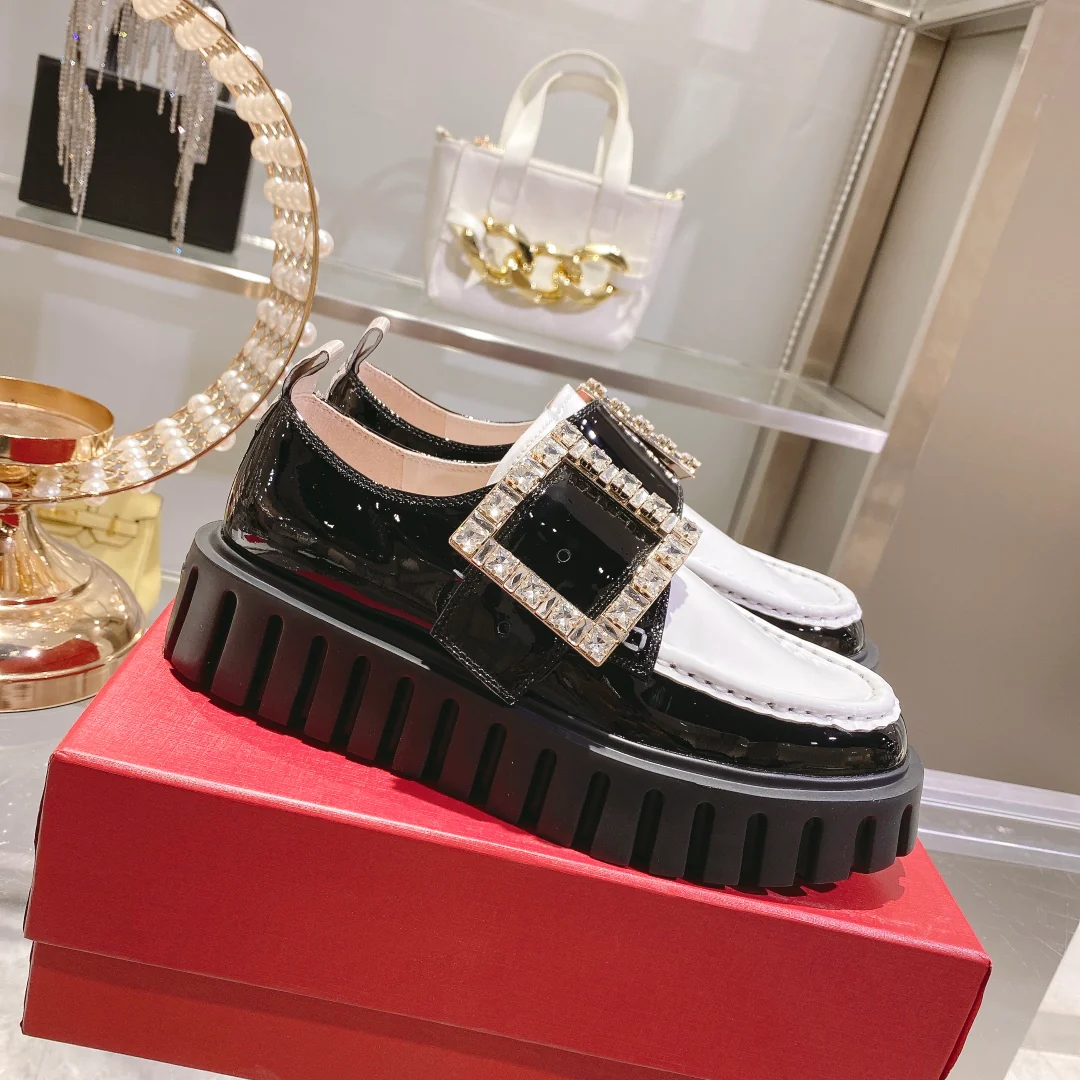 Бренд Mum - Новинка весны 2023 - Лоферы на платформе - Белые