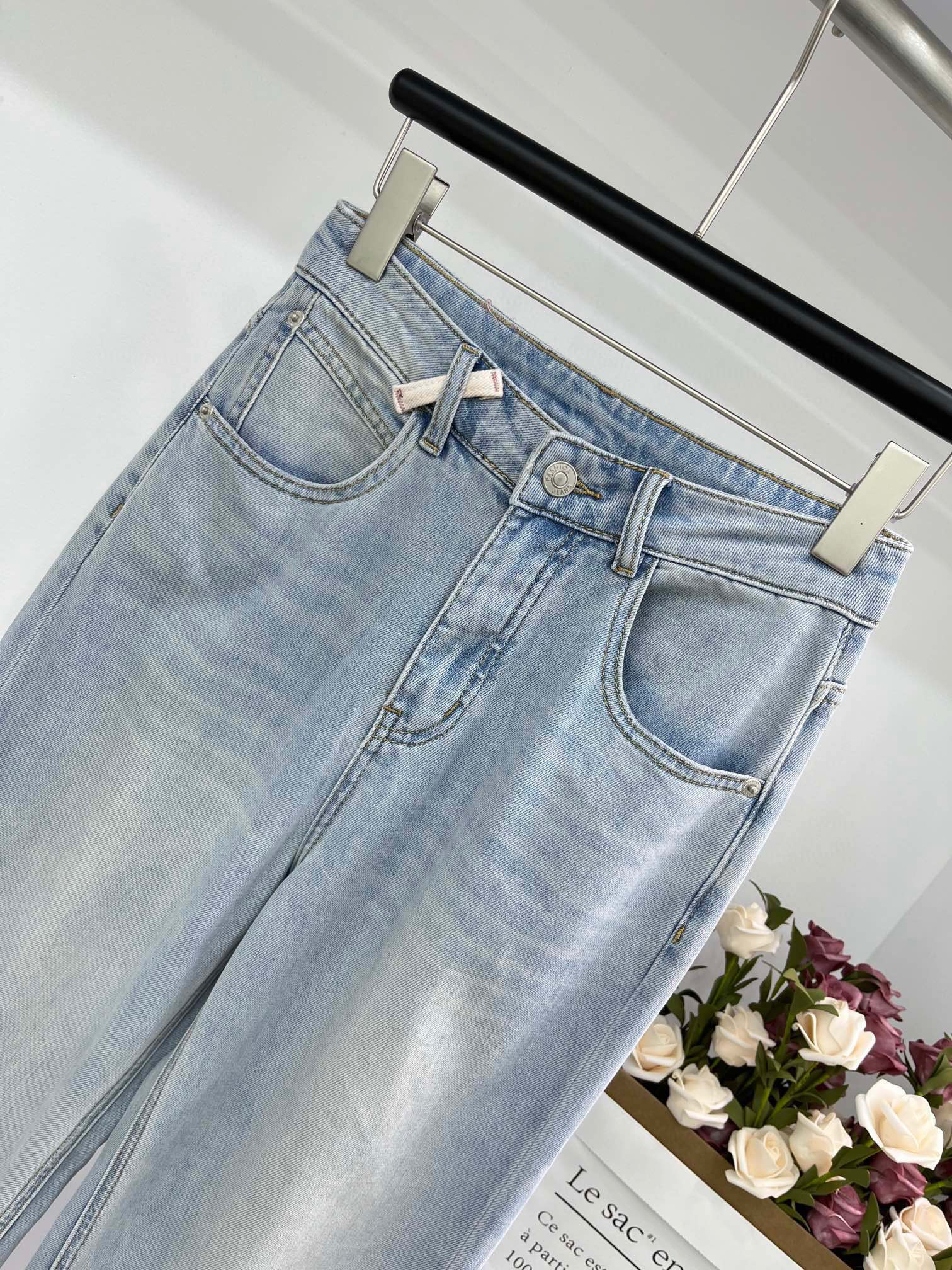 Джинсы Balenciaga 2403 Classic с вышивкой дракона