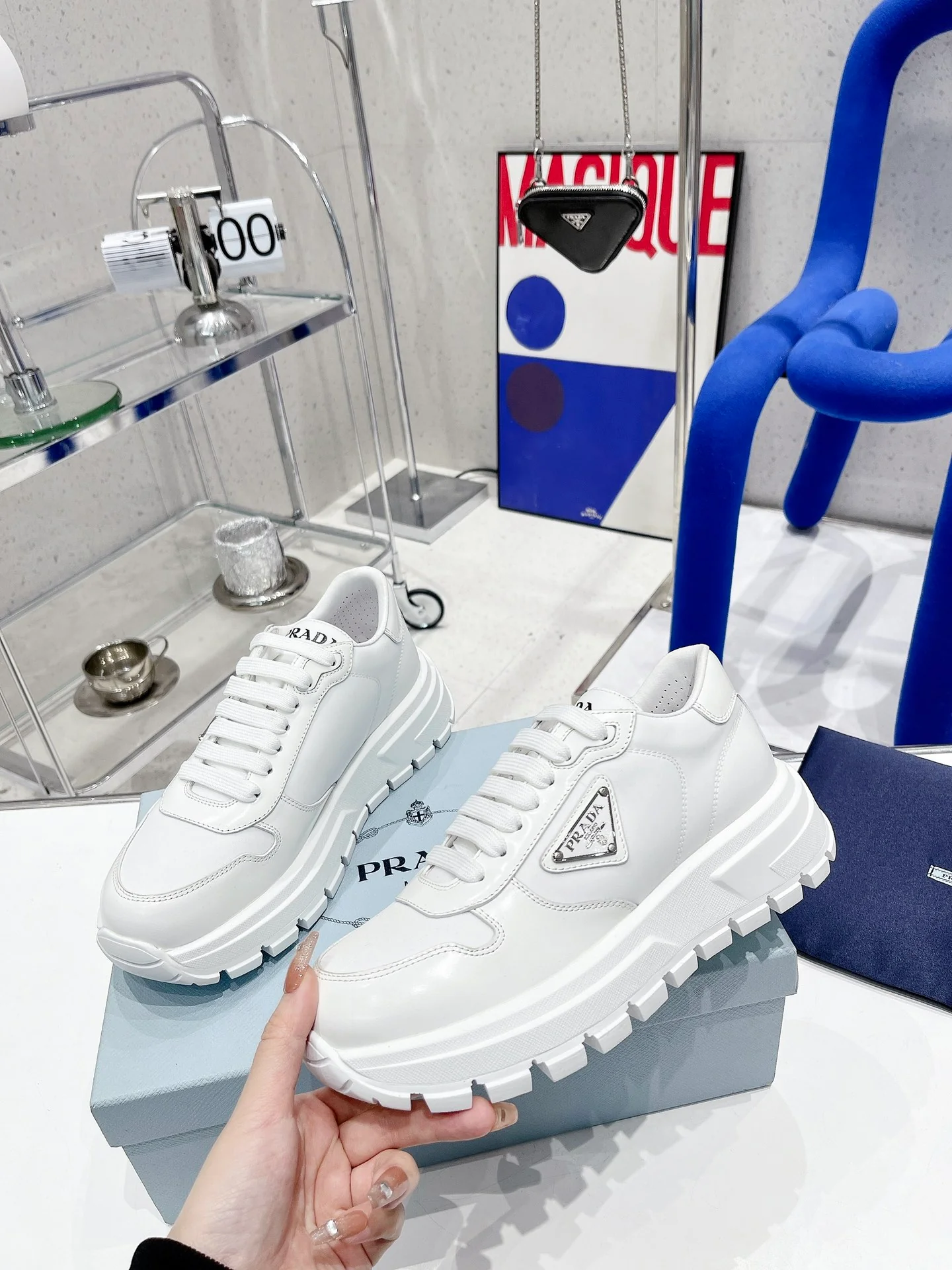 Prada - Белые повседневные туфли на платформе - Кроссовки