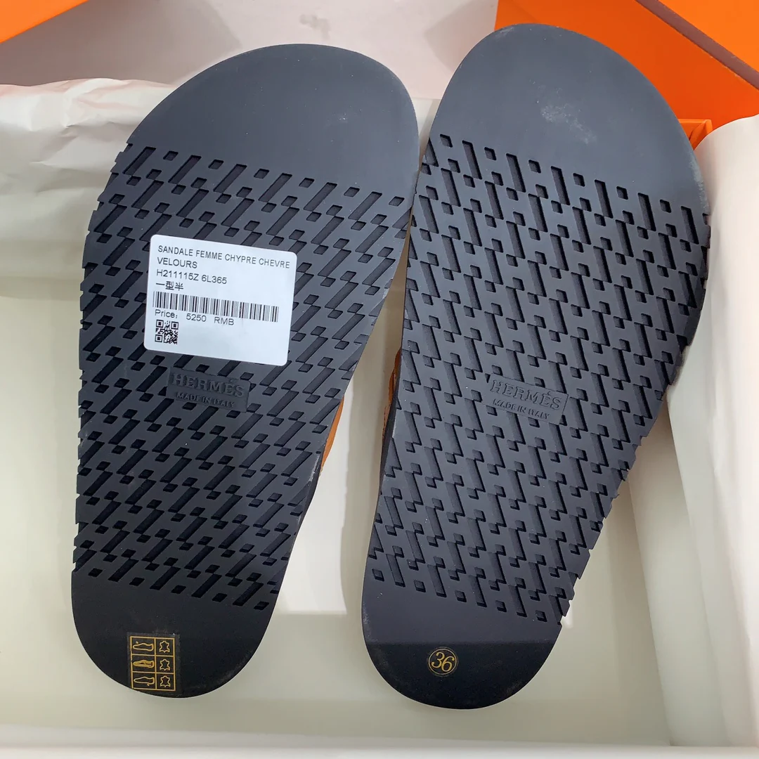 Шлёпанцы Hermes Kelly - верблюжий - 1