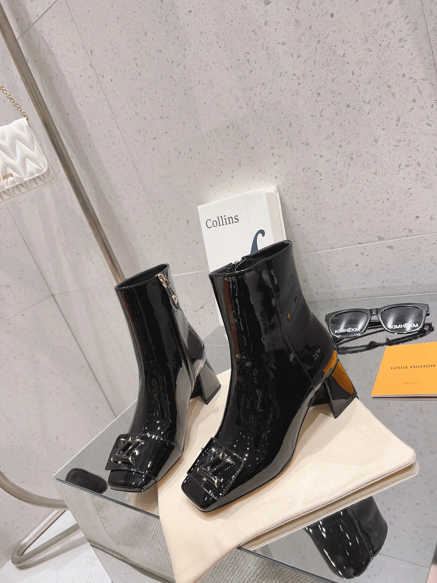 LV-2024 - Сапоги на высоком каблуке - Черные