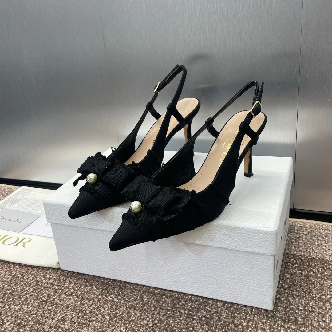 Туфли на высоком каблуке с острым носком Dior 2024 - черные