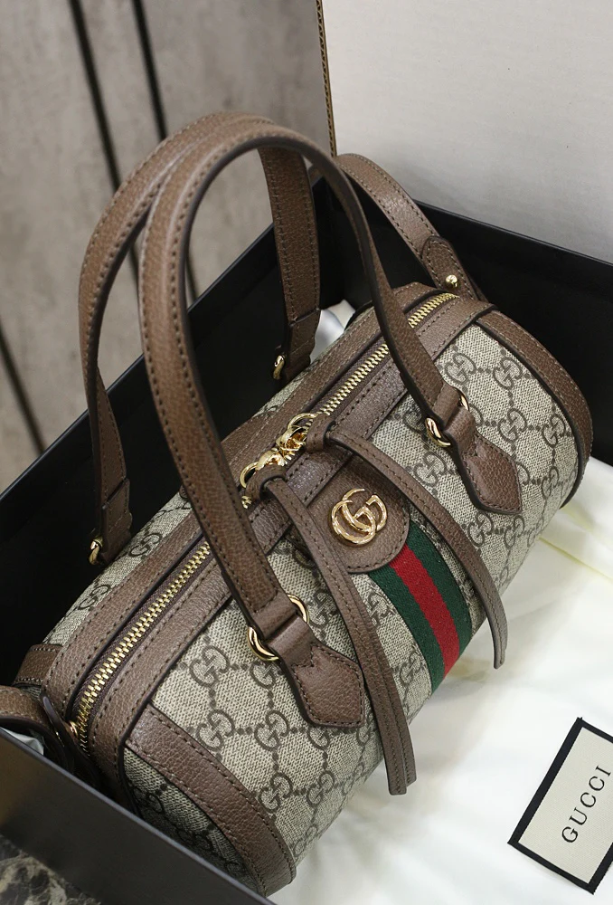 Сумка Boston из серии Gucci-ophidia