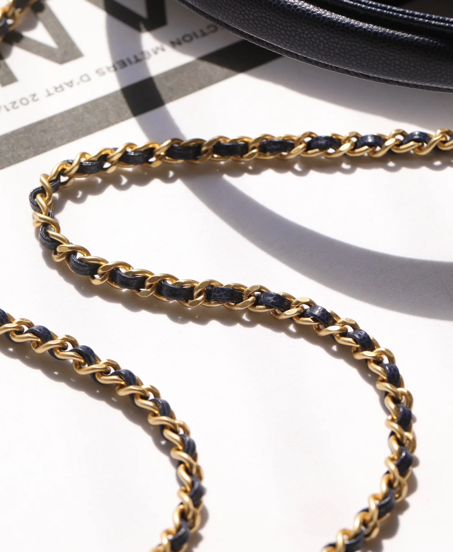 Сумка Chanel Medium Handle Flap Bag - синяя