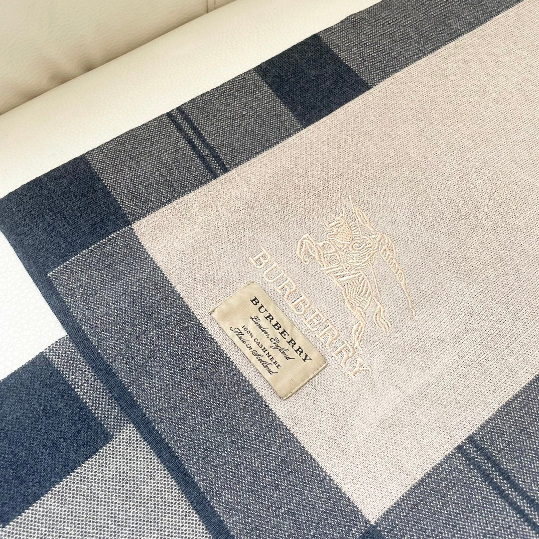 Классический клетчатый шарф Burberry 2024 - 2 шт.