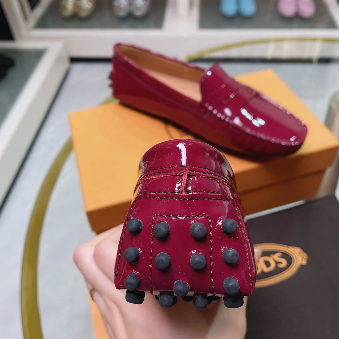 Лоферы Tods из лакированной кожи - туфли без шнурков - 1