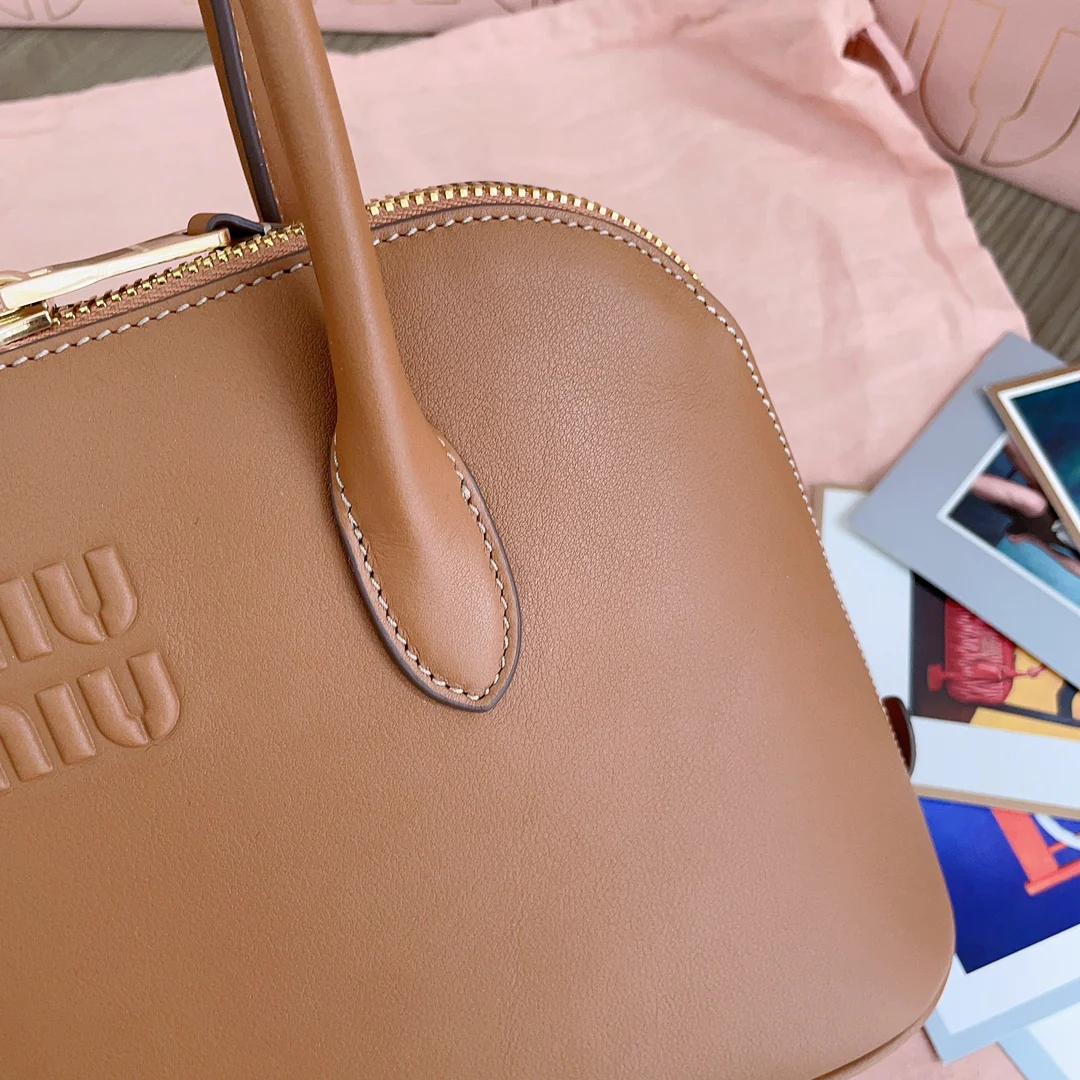 Miu Miu - Черная сумка-ракушка - Коричневая