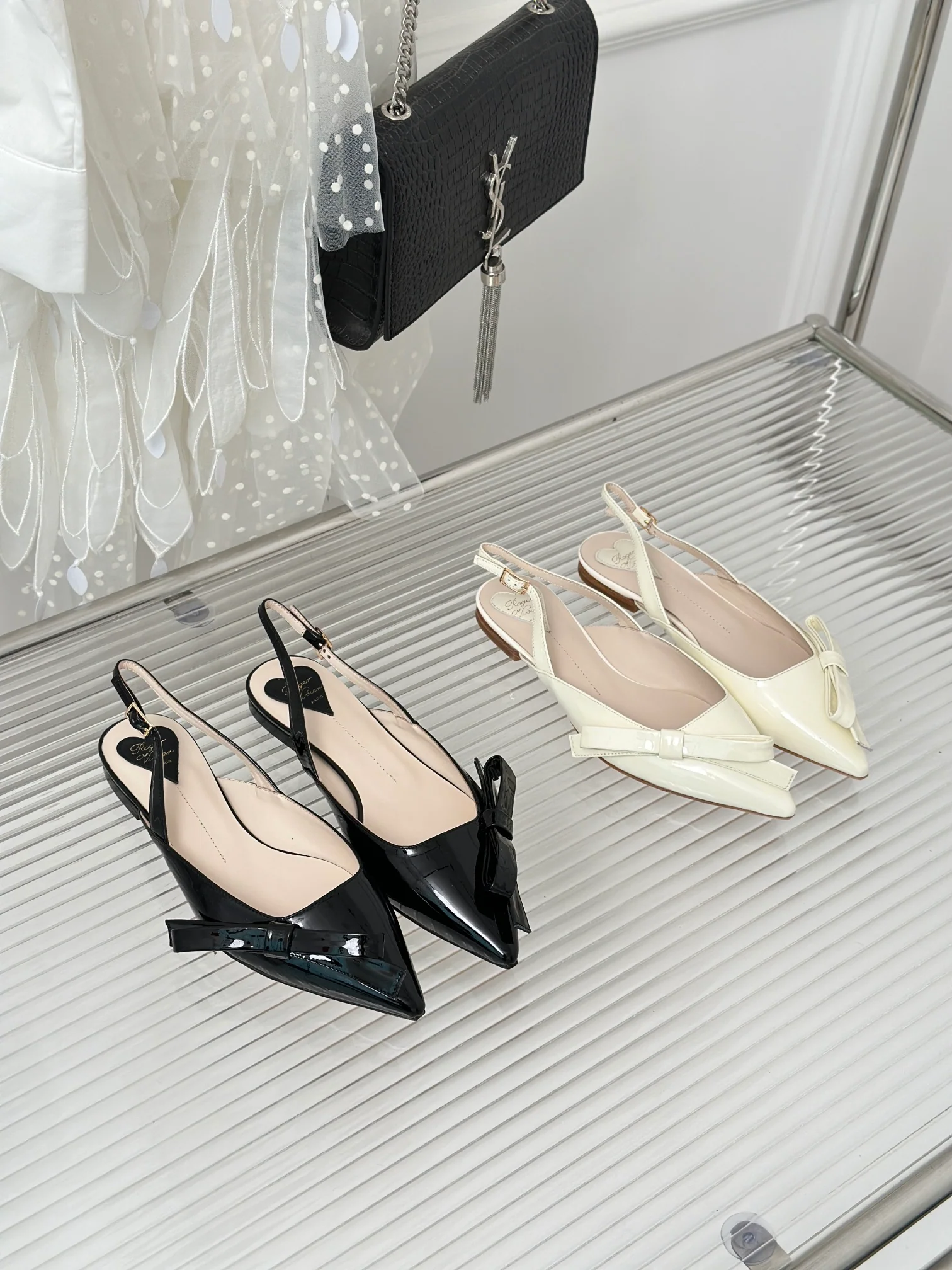 Обувь RV Shoes - Новинка весны/осени 2023 - Сандалии-балетки с бантом и сердечком