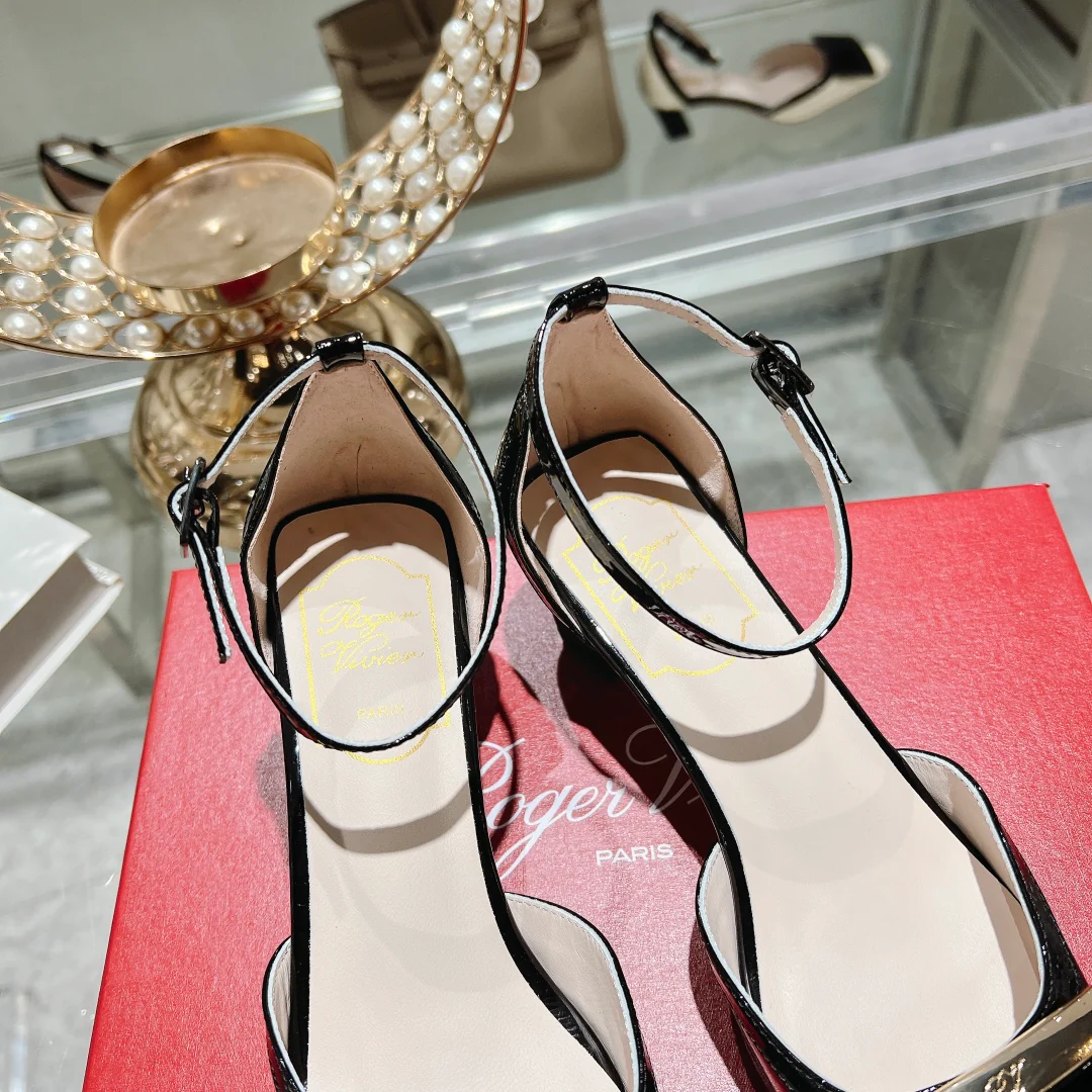 Обувь RV Shoes - Новинка ранней весны 2023 года - Полые сандалии - Черные - 1