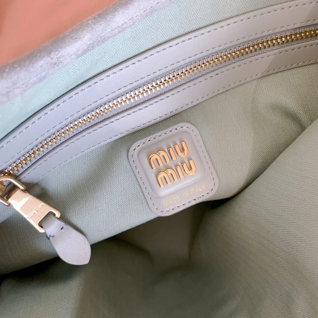 Сумка-тоут Miu Miu 5bg231 из замши - синяя