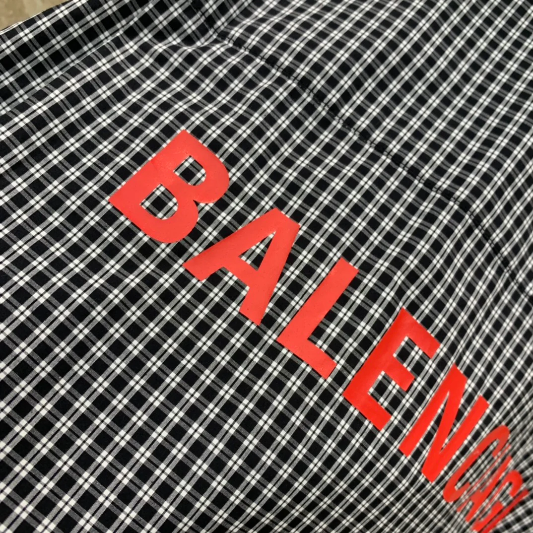 Balenciaga - 2403 - Рубашка с длинными рукавами свободного кроя с клетчатым принтом