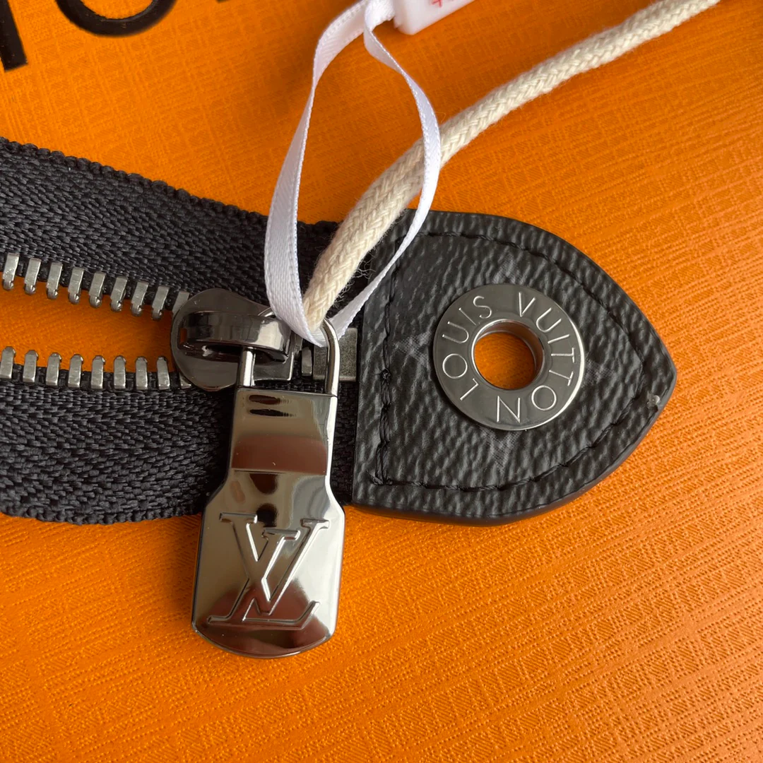 клатч lv-m63039