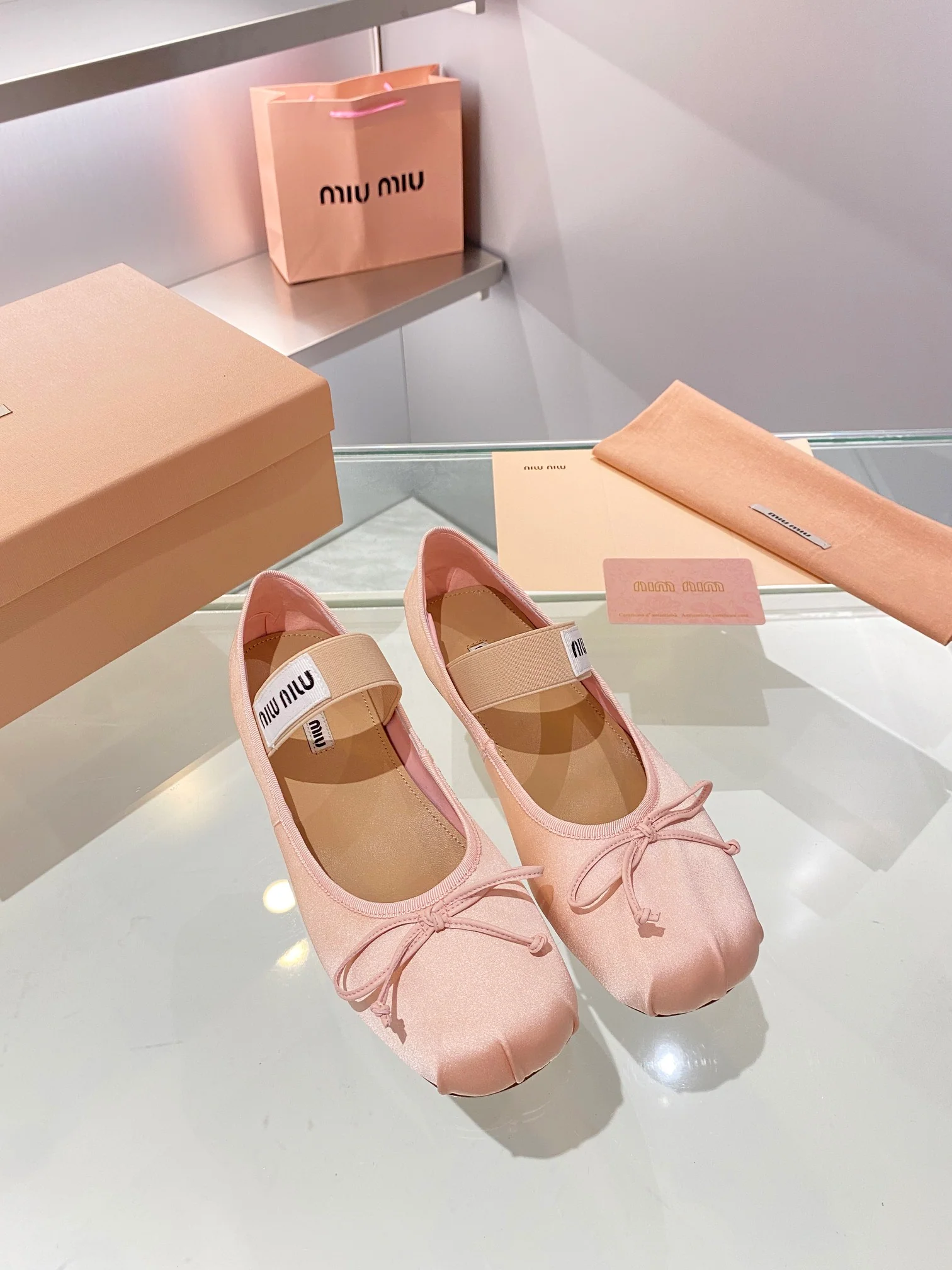 Новые поступления коллекции Miu Miu осень/зима 2023 - Балетки - Балетки - Розовые