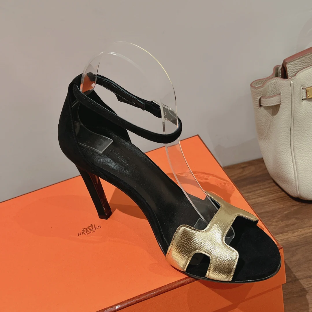 Hermes - Элегантные сандалии на высоком каблуке - 10 см - Черно-золотые