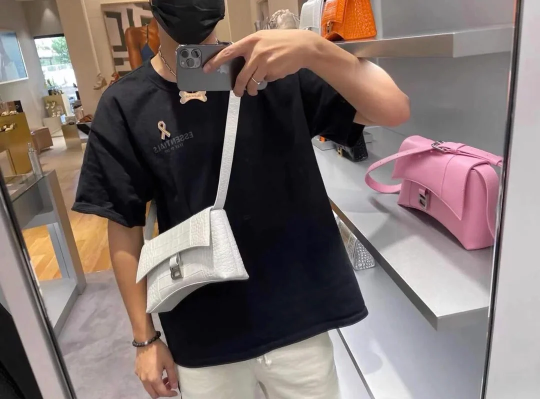 Сумка-кроссбоди Balenciaga Hourglass - 1 шт.