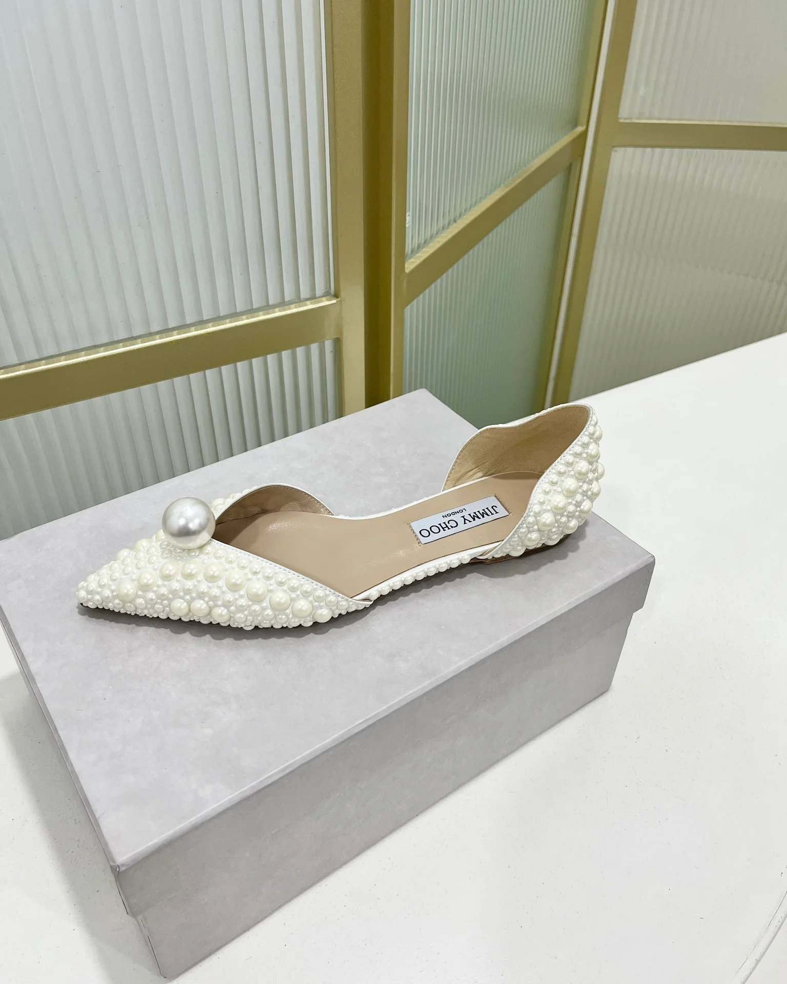 Сандалии/туфли Jimmy Retro Pearl Series на плоской подошве - белые