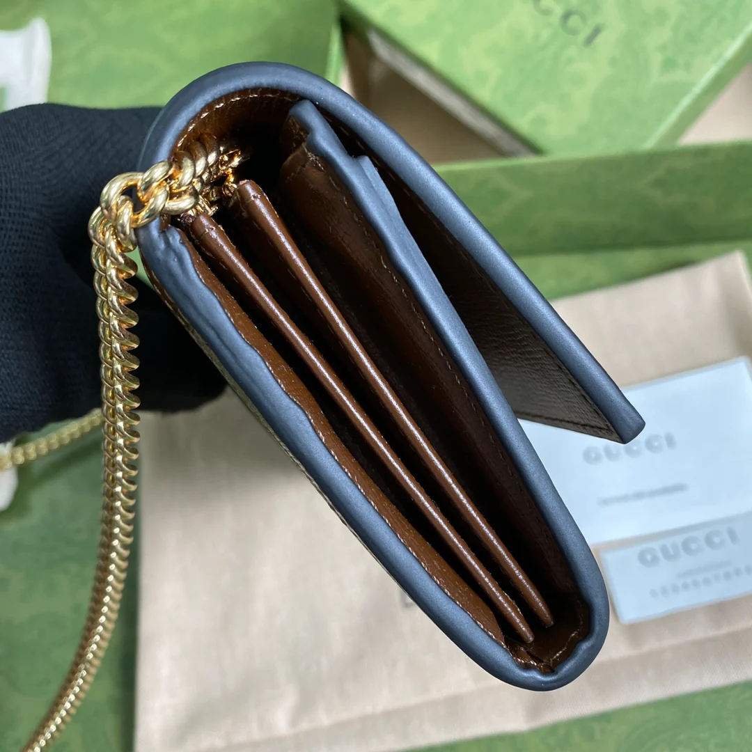 Новая сумка Gucci Jackie из серии 1961 с цепочкой.