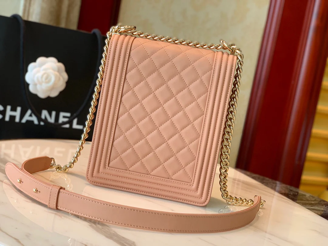 Chanel-boy-19-5-16-6cm