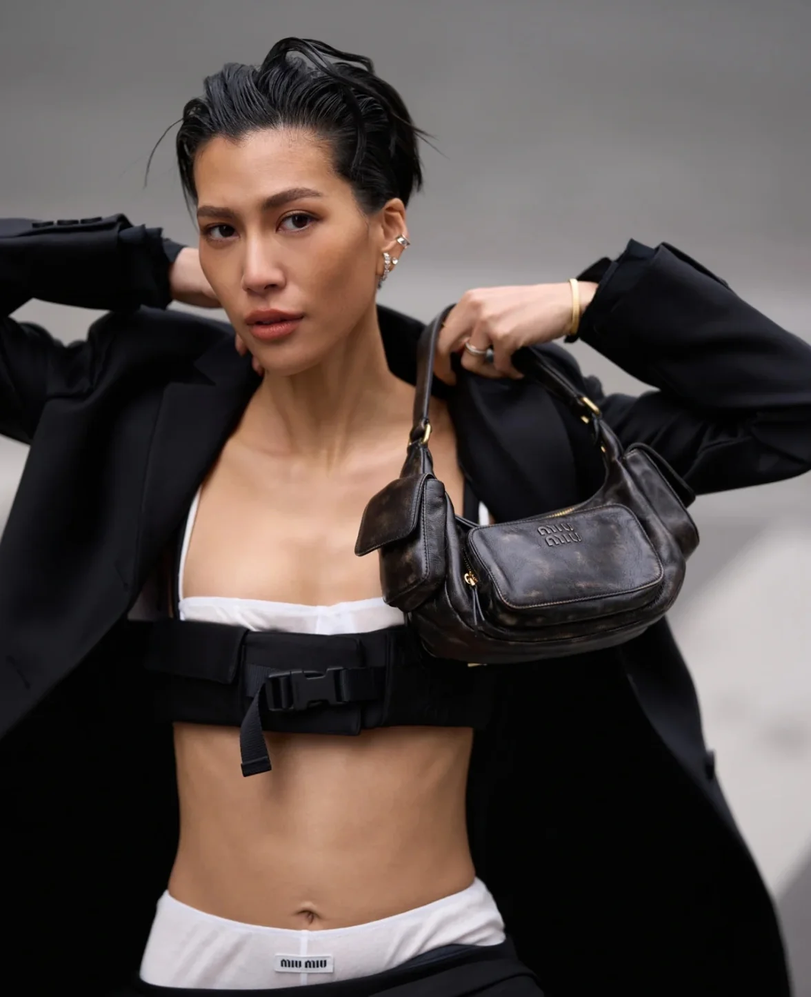 Сумка-карман Miu Miu из кожи наппа — винтажный коричневый