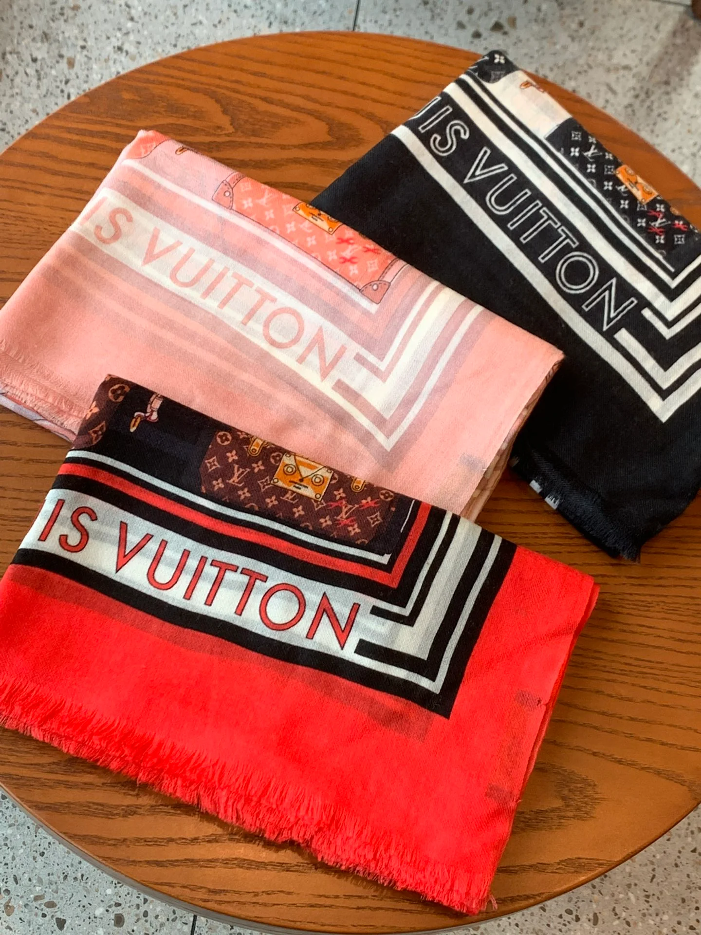 Шарф LV с принтом в виде цепочек - 100-200 см - Кашемир 100% чистоты - 1 шт.