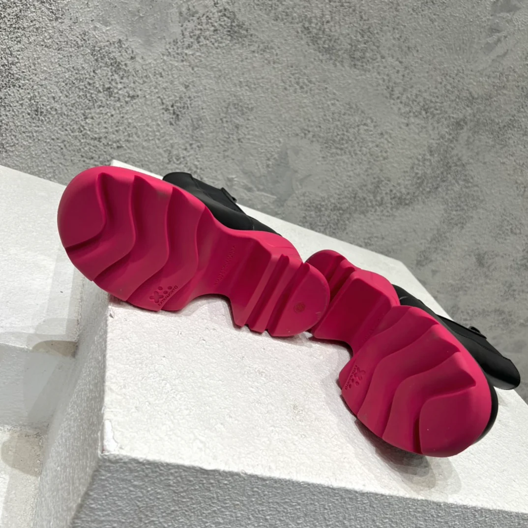 BV-22ss - Ботильоны на платформе до середины икры - Foundation